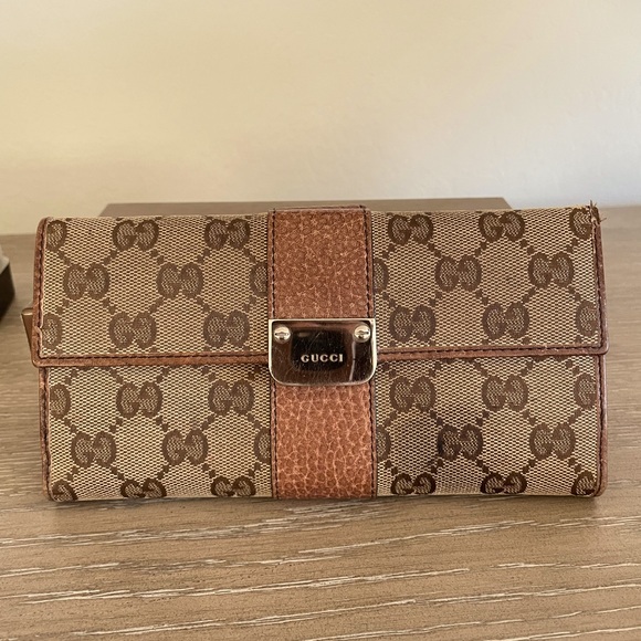 Vintage Gucci Wallet - Picture 1 of 16